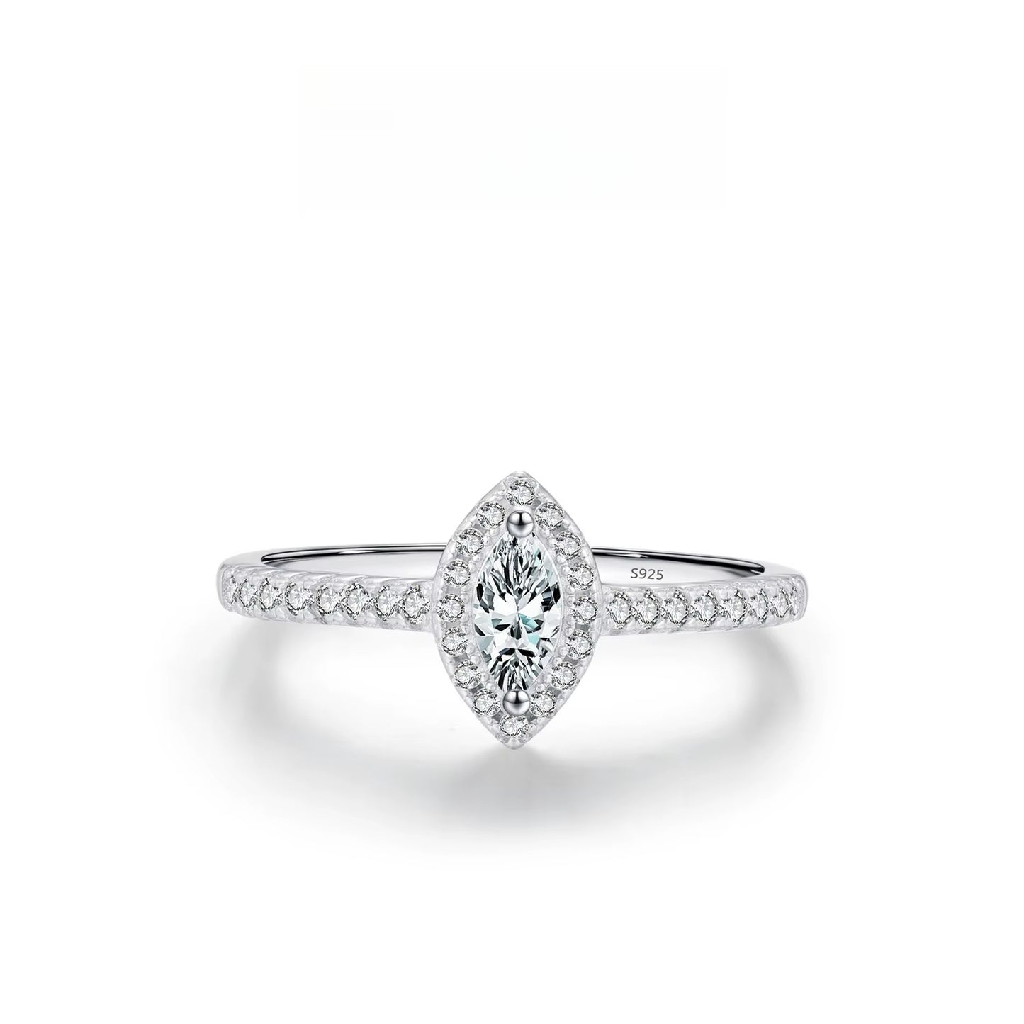 Marquise-Cut Sterling Silver & Zircon Ring — Elegance Shaped by Light