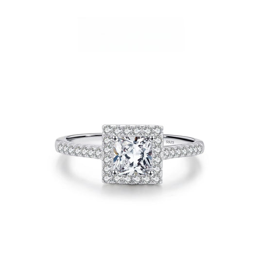 Princess-Cut Sterling Silver & Zircon Ring — Timeless Elegance in Every Angle
